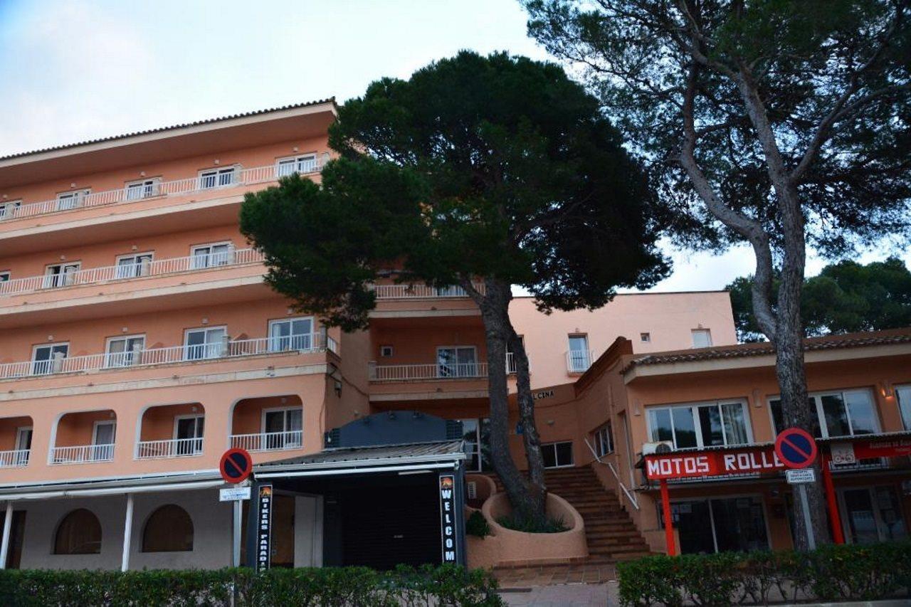 Hostal Alcina Cala Ratjada  Exterior photo