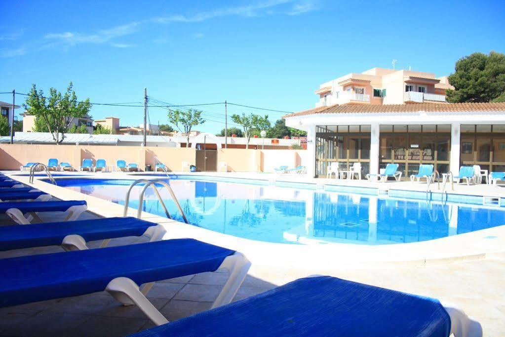 Hostal Alcina Cala Ratjada  Exterior photo